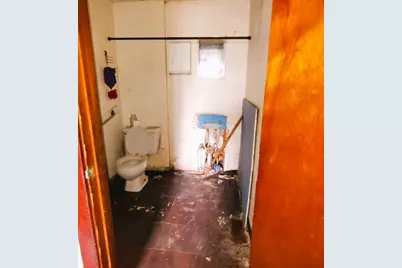 102 W Market Street, Timmonsville, SC 29161 - Photo 8