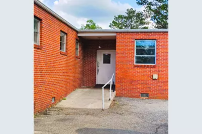 102 W Market Street, Timmonsville, SC 29161 - Photo 2