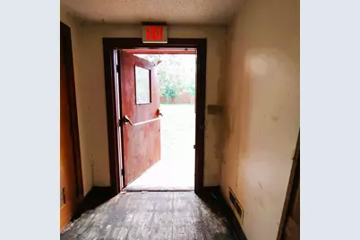 102 W Market Street, Timmonsville, SC 29161 - Photo 12