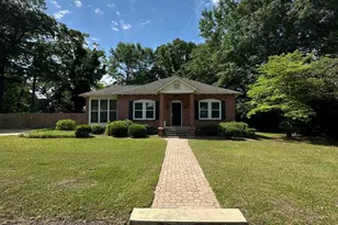 82 Nightingale St, Barnwell, SC 29812 - Photo 1