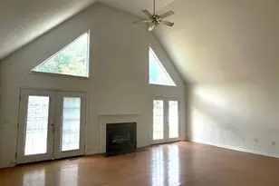 114 Ginger Lake Dr, Orangeburg, SC 29118 - Photo 2