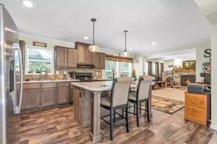 152 Ridgelake Cir, Saint Matthews, SC 29135 - Photo 8