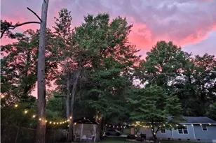 209 Thurmond St, Edgefield, SC 29824 - Photo 18