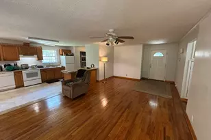 389 Skyland Farm Rd, Williston, SC 29853 - Photo 8