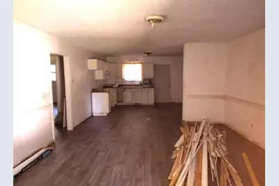 305 Bayview Circle, Hartsville, SC 29550 - Photo 4