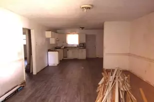 305 Bayview Cir, Hartsville, SC 29550 - Photo 4