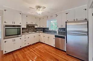 101 Parkwood Dr, Williston, SC 29853 - Photo 2