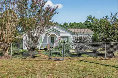 1104 Hampton Avenue NW, Aiken, SC 29801 - Photo 1