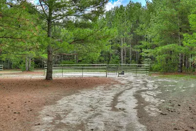 127 Titanic Road, Aiken, SC 29805 - Photo 2