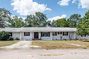 200 N Lawrence Ave, Swansea, SC 29160 - Photo 1