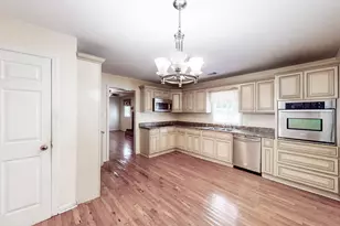 2451 Horseshoe Bend, Aiken, SC 29803 - Photo 4