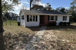 415 Florida Ave, New Ellenton, SC 29809 - Photo 2