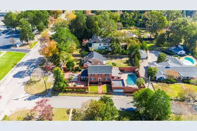 927 Hayne Avenue SW, Aiken, SC 29801 - Photo 2