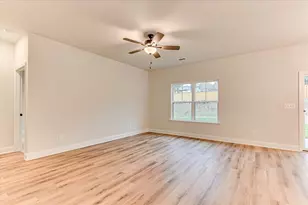 404 Mill Stone Ln, North Augusta, SC 29860 - Photo 8