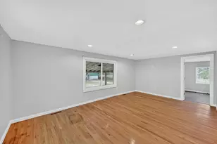 27 Vass St, Aiken, SC 29805 - Photo 6