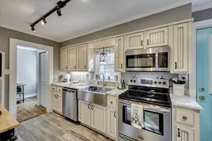 336 Wigfall St, Edgefield, SC 29824 - Photo 4