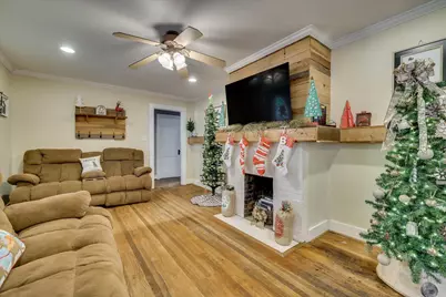 336 Wigfall Street, Edgefield, SC 29824 - Photo 12