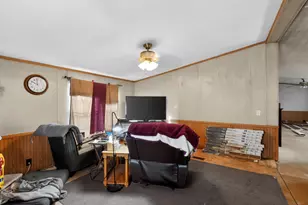 385 Gunter Pond Rd, Wagener, SC 29164 - Photo 14