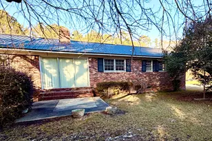 1103 Jeter St, Edgefield, SC 29824 - Photo 4