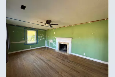404 Columbia Road, Edgefield, SC 29824 - Photo 2