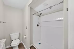 805 Long Branch Cir, Williston, SC 29853 - Photo 16