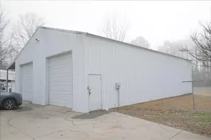 102 Carmen Ct, Clinton, SC 29325 - Photo 2