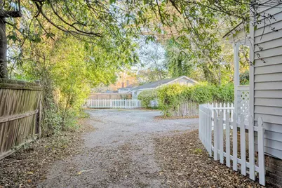 240 Chesterfield Street N, Aiken, SC 29801 - Photo 4