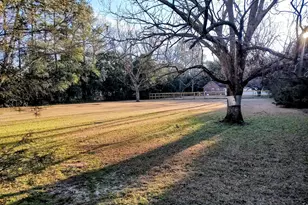 508 E Wise Street E, Trenton, SC 29847 - Photo 4