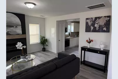 447 Glover Street, Edgefield, SC 29824 - Photo 4