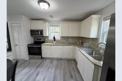 447 Glover Street, Edgefield, SC 29824 - Photo 6