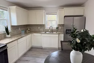 447 Glover St, Edgefield, SC 29824 - Photo 8