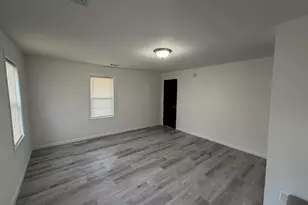 447 Glover St, Edgefield, SC 29824 - Photo 10