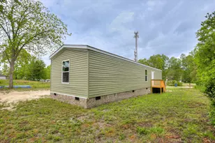 136 Carline St, Gloverville, SC 29828 - Photo 8