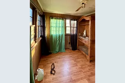 834 Peasley, Orangeburg, SC 29115 - Photo 4