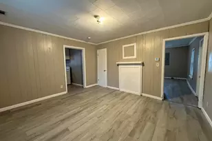 408 Brooks St, Edgefield, SC 29824 - Photo 6