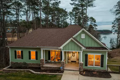 137 Memorial Drive, Mccormick, SC 29835 - Photo 1