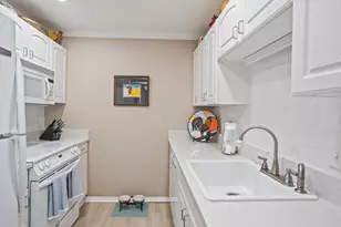 325 Laurens SW, Aiken, SC 29801 - Photo 8