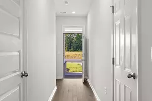 2046 Chromite Dr, Graniteville, SC 29829 - Photo 4