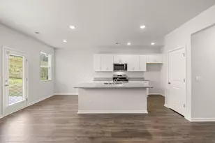 2068 Chromite Dr, Graniteville, SC 29829 - Photo 2