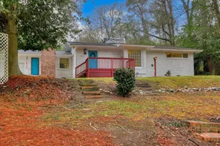 909 Valley Rd, Aiken, SC 29801 - Photo 1