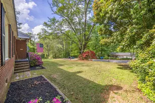 823 Sunset Dr, Greenwood, SC 29646 - Photo 4