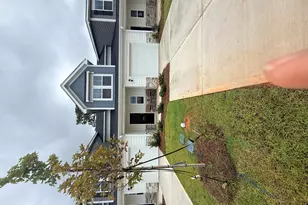 1051 Tabor Pl, Aiken, SC 29801 - Photo 2