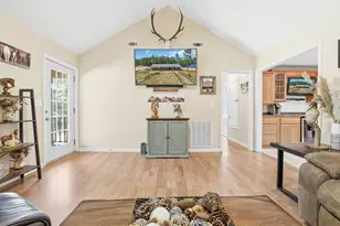 2060 Walton Ct, Aiken, SC 29805 - Photo 6