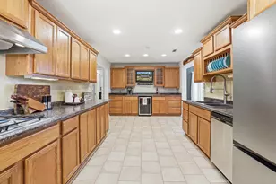 2060 Walton Ct, Aiken, SC 29805 - Photo 8