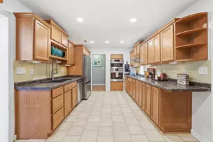 2060 Walton Ct, Aiken, SC 29805 - Photo 10