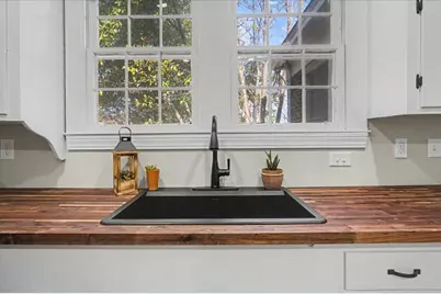 900 Naples Avenue, Cayce, SC 29033 - Photo 16