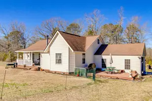 1080 Fox Young Rd, Wagener, SC 29164 - Photo 4