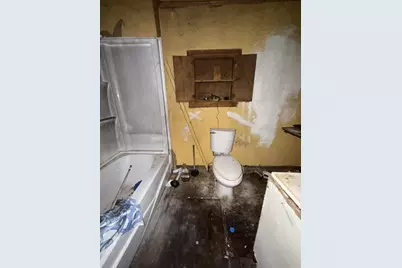 323 Railroad Avenue, Branchville, SC 29432 - Photo 6