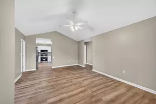 216 Williamsburg St NE, Aiken, SC 29801 - Photo 6