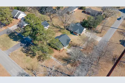 910 Barnwell Avenue NE, Aiken, SC 29801 - Photo 22